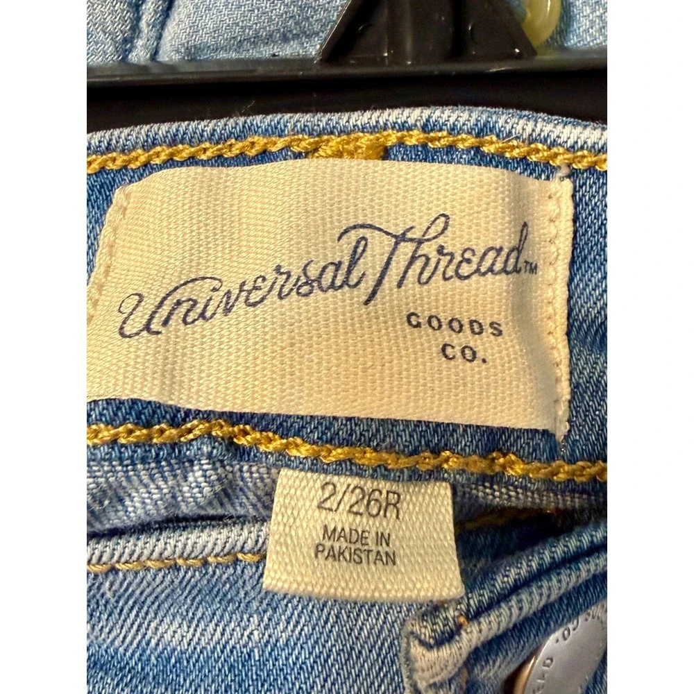 Universal Thread Denim Shorts 2 Light Blue Raw Hem High Rise Boho Festival Beach
